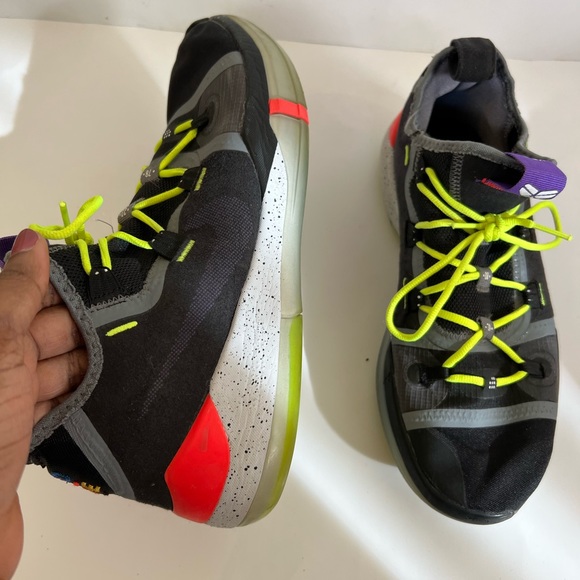 Nike Kobe exodus mens 10 multi colour sneakers.. - Picture 3 of 9